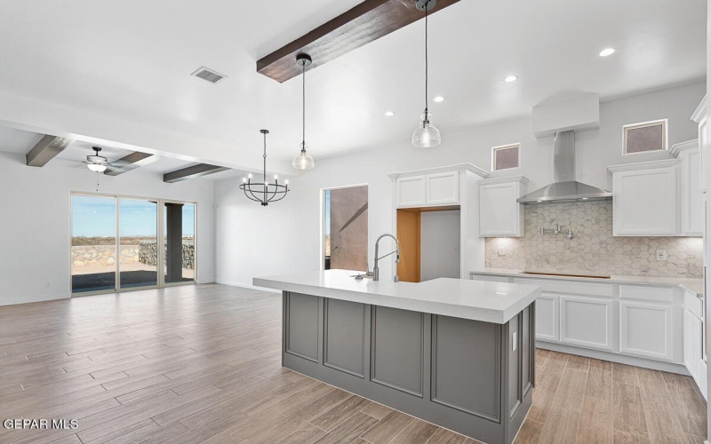13972 Paseo Central Avenue, Horizon City, TX 79928, 4 Habitaciones Habitaciones , ,2 BañosBaños,Residential,En Venta,13972 Paseo Central Avenue,926007