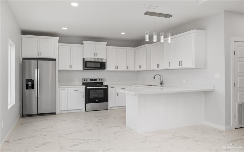 902 W 8th Street, Mission, TX 78572, ,Residential Multi Family,For Sale,902 W 8th Street,475466