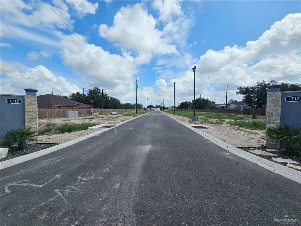 1712 Barnes Street, Mission, TX 78572, ,Commercial Sale,For Sale,1712 Barnes Street,475532