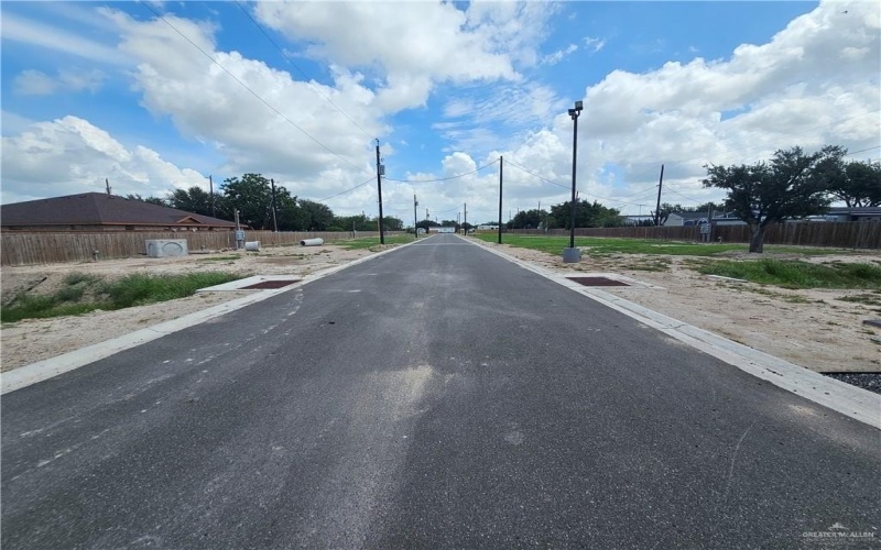 1712 Barnes Street, Mission, TX 78572, ,Commercial Sale,For Sale,1712 Barnes Street,475532