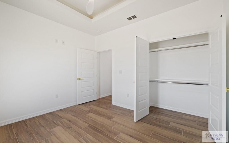 7434 LAKE HAVASU, BROWNSVILLE, TX 78526, 3 Habitaciones Habitaciones , ,2 BañosBaños,Residential,En Venta,7434 LAKE HAVASU,29766640