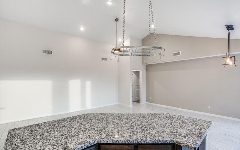 424 Davi's Greenwood Court, Vinton, TX 79821, 4 Bedrooms Bedrooms, ,2 BathroomsBathrooms,Residential,For Sale,424 Davi's Greenwood Court,874469
