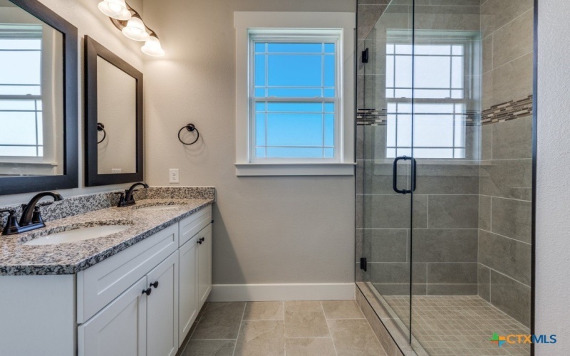 188 Turnberry Drive, La Vernia, TX 78121, 4 Habitaciones Habitaciones , ,2 BañosBaños,Residential,En Venta,188 Turnberry Drive,0,584965