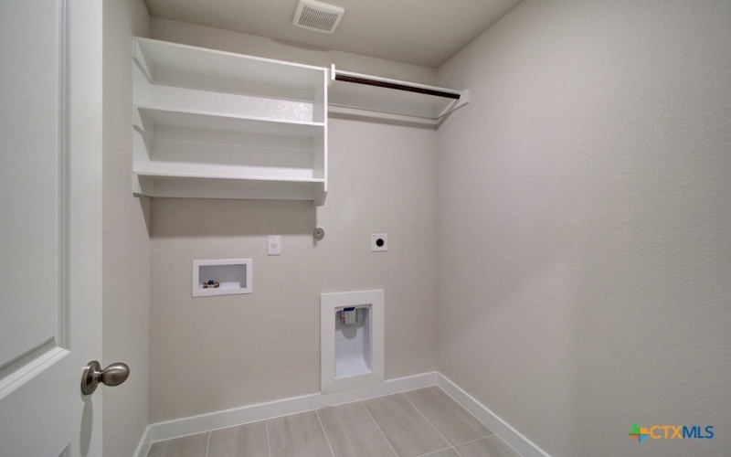 3590 Starbright Drive, New Braunfels, TX 78130, 3 Habitaciones Habitaciones , ,2 BañosBaños,Residential,En Venta,3590 Starbright Drive,585747