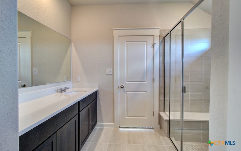 3590 Starbright Drive, New Braunfels, TX 78130, 3 Habitaciones Habitaciones , ,2 BañosBaños,Residential,En Venta,3590 Starbright Drive,585747