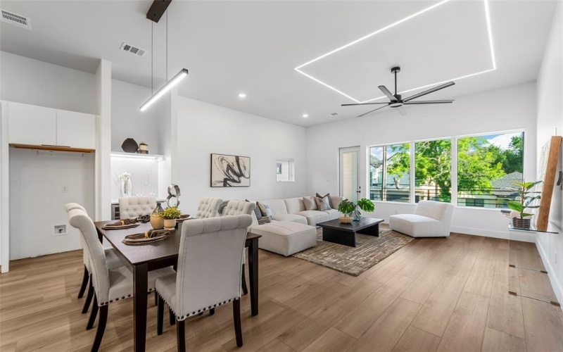 1115 Muncie Avenue, Dallas, TX 75212, 3 Habitaciones Habitaciones , ,3 BañosBaños,Residential,En Venta,1115 Muncie Avenue,0,20958027