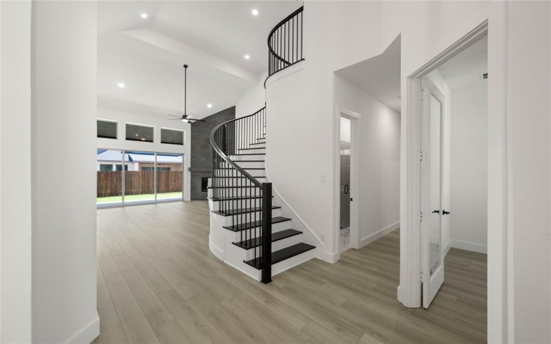 2105 Birdwatch Drive, Mansfield, TX 76063, 4 Bedrooms Bedrooms, ,5 BathroomsBathrooms,Residential,For Sale,2105 Birdwatch Drive,0,20979382