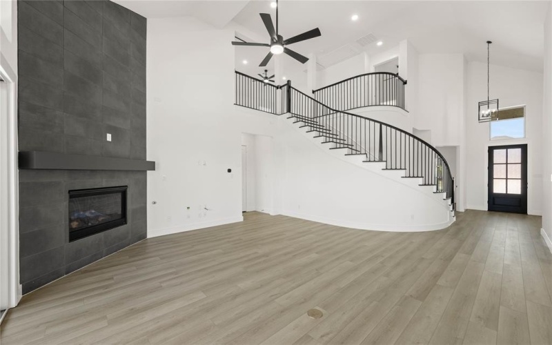 2105 Birdwatch Drive, Mansfield, TX 76063, 4 Bedrooms Bedrooms, ,5 BathroomsBathrooms,Residential,For Sale,2105 Birdwatch Drive,0,20979382