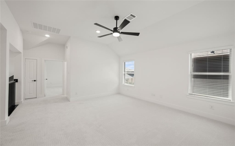 2105 Birdwatch Drive, Mansfield, TX 76063, 4 Bedrooms Bedrooms, ,5 BathroomsBathrooms,Residential,For Sale,2105 Birdwatch Drive,0,20979382