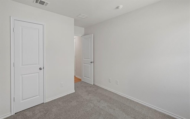 904 Barton Drive, Ennis, TX 75119, 4 Habitaciones Habitaciones , ,2 BañosBaños,Residential,En Venta,904 Barton Drive,20993274