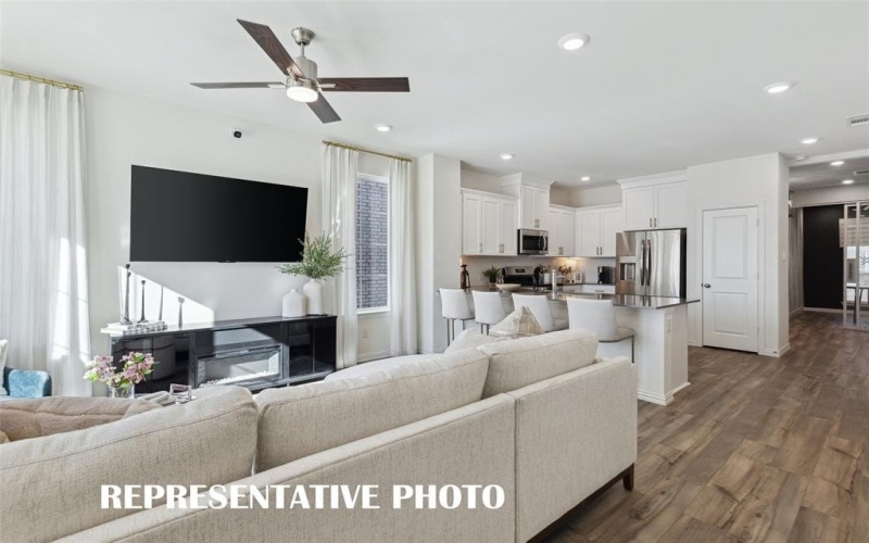4702 Sparkling Pathway, Haltom City, TX 76117, 3 Bedrooms Bedrooms, ,2 BathroomsBathrooms,Residential,For Sale,4702 Sparkling Pathway,20993296