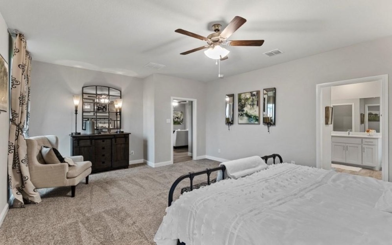8708 BUR OAK Drive, Justin, TX 76247, 4 Bedrooms Bedrooms, ,3 BathroomsBathrooms,Residential,For Sale,8708 BUR OAK Drive,20993340