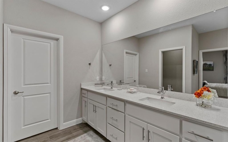 8708 BUR OAK Drive, Justin, TX 76247, 4 Bedrooms Bedrooms, ,3 BathroomsBathrooms,Residential,For Sale,8708 BUR OAK Drive,20993340