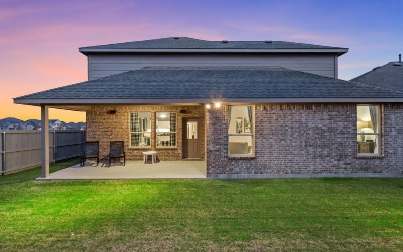 8708 BUR OAK Drive, Justin, TX 76247, 4 Bedrooms Bedrooms, ,3 BathroomsBathrooms,Residential,For Sale,8708 BUR OAK Drive,20993340