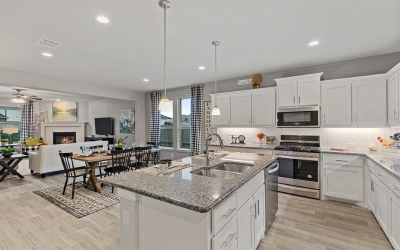 8708 BUR OAK Drive, Justin, TX 76247, 4 Bedrooms Bedrooms, ,3 BathroomsBathrooms,Residential,For Sale,8708 BUR OAK Drive,20993340