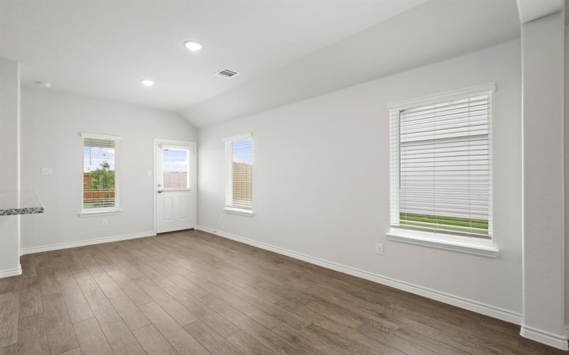 7016 Trestle Street, Fort Worth, TX 76036, 3 Bedrooms Bedrooms, ,2 BathroomsBathrooms,Residential,For Sale,7016 Trestle Street,20993366