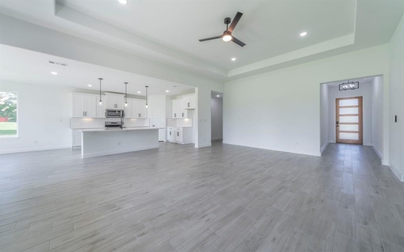 501 S Main Street, Ector, TX 75439, 3 Habitaciones Habitaciones , ,2 BañosBaños,Residential,En Venta,501 S Main Street,20993380