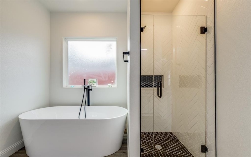 8219 Elam Road, Dallas, TX 75217, 4 Bedrooms Bedrooms, ,2 BathroomsBathrooms,Residential,For Sale,8219 Elam Road,20993415
