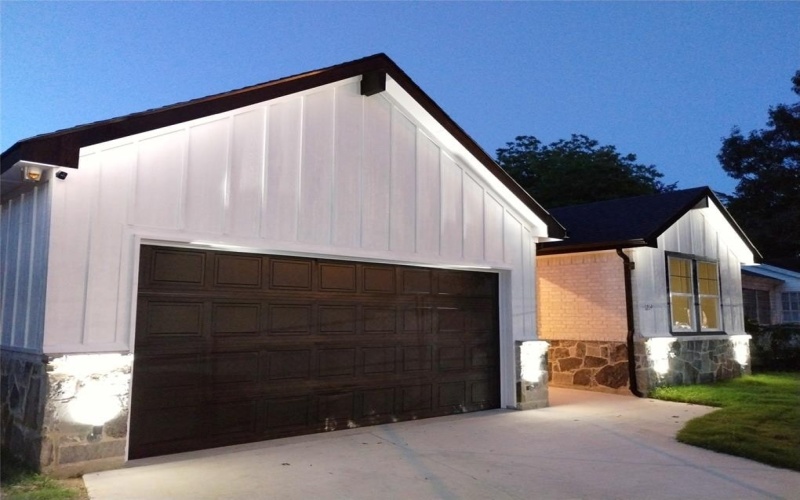 8219 Elam Road, Dallas, TX 75217, 4 Bedrooms Bedrooms, ,2 BathroomsBathrooms,Residential,For Sale,8219 Elam Road,20993415