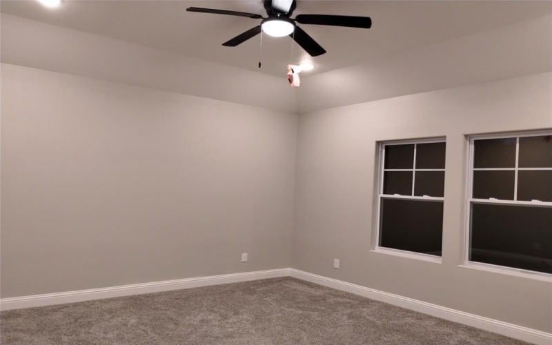 8219 Elam Road, Dallas, TX 75217, 4 Bedrooms Bedrooms, ,2 BathroomsBathrooms,Residential,For Sale,8219 Elam Road,20993415