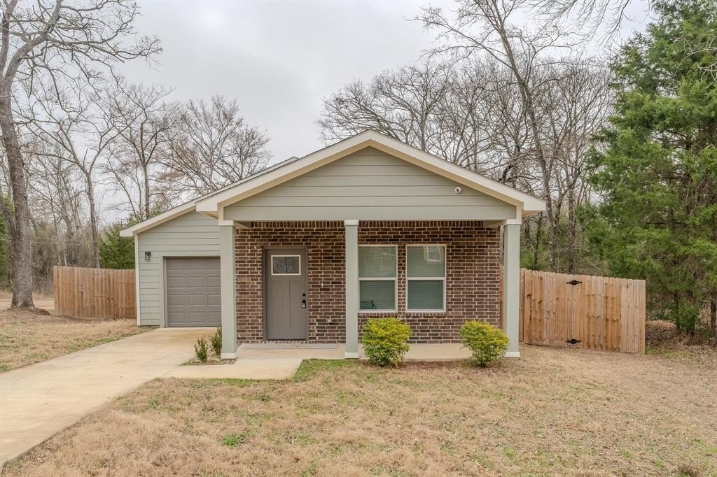 101 Inca Trail, Mabank, TX 75156, 3 Bedrooms Bedrooms, ,2 BathroomsBathrooms,Residential,For Sale,101 Inca Trail,20993428