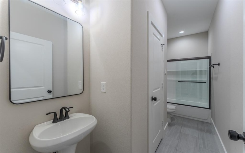 101 Inca Trail, Mabank, TX 75156, 3 Bedrooms Bedrooms, ,2 BathroomsBathrooms,Residential,For Sale,101 Inca Trail,20993428