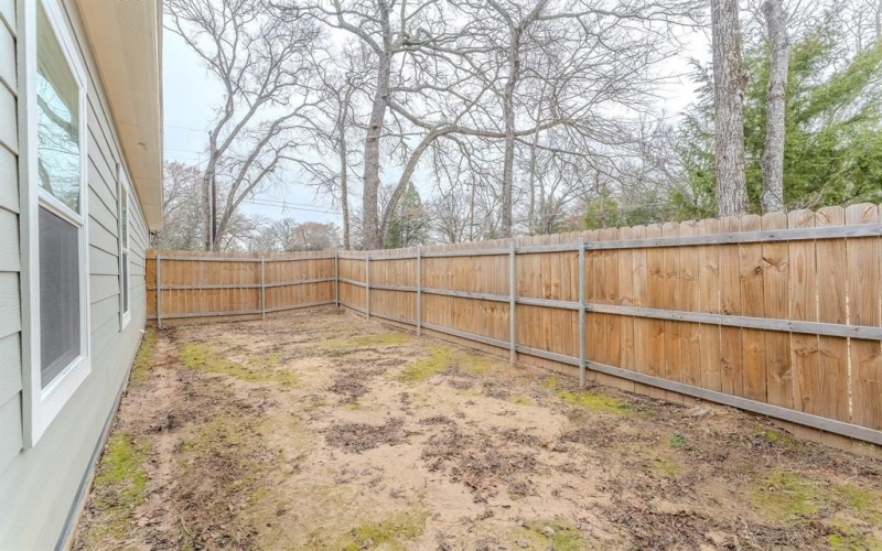 101 Inca Trail, Mabank, TX 75156, 3 Bedrooms Bedrooms, ,2 BathroomsBathrooms,Residential,For Sale,101 Inca Trail,20993428