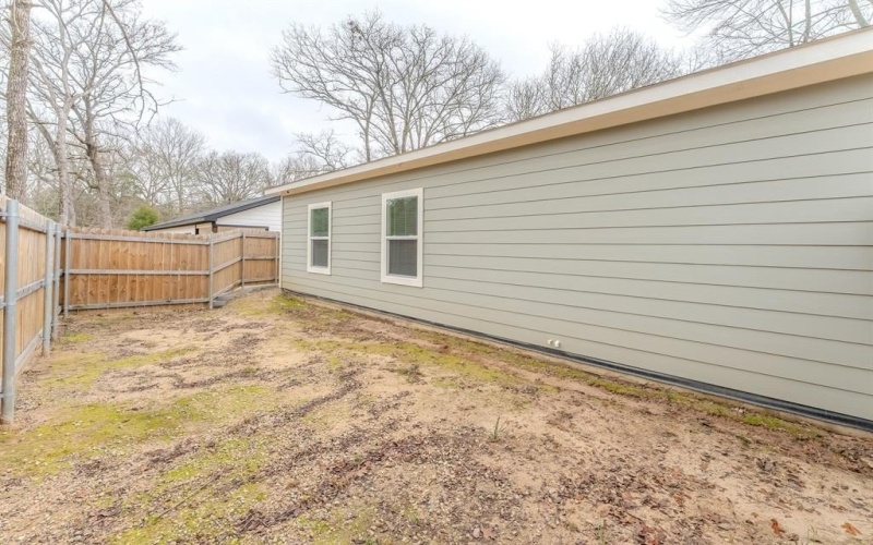 101 Inca Trail, Mabank, TX 75156, 3 Bedrooms Bedrooms, ,2 BathroomsBathrooms,Residential,For Sale,101 Inca Trail,20993428