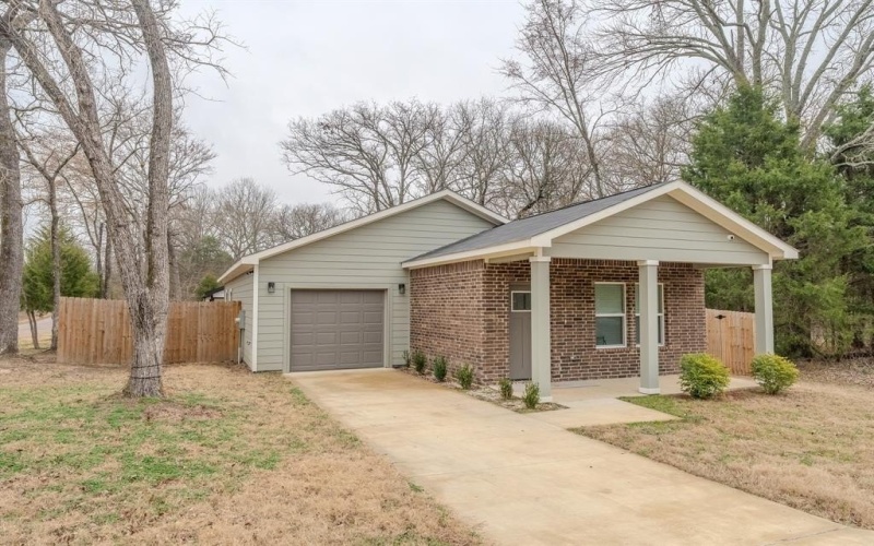 101 Inca Trail, Mabank, TX 75156, 3 Bedrooms Bedrooms, ,2 BathroomsBathrooms,Residential,For Sale,101 Inca Trail,20993428