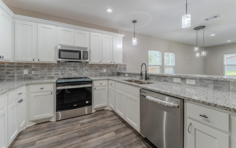 101 Inca Trail, Mabank, TX 75156, 3 Bedrooms Bedrooms, ,2 BathroomsBathrooms,Residential,For Sale,101 Inca Trail,20993428