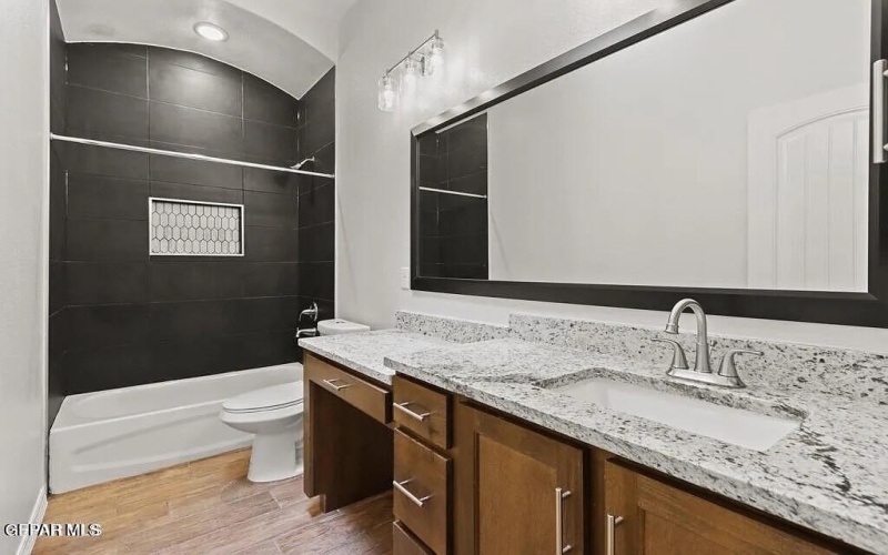 408 Davis Greenwood Court, Vinton, TX 79821, 3 Bedrooms Bedrooms, ,2 BathroomsBathrooms,Residential,For Sale,408 Davis Greenwood Court,881320