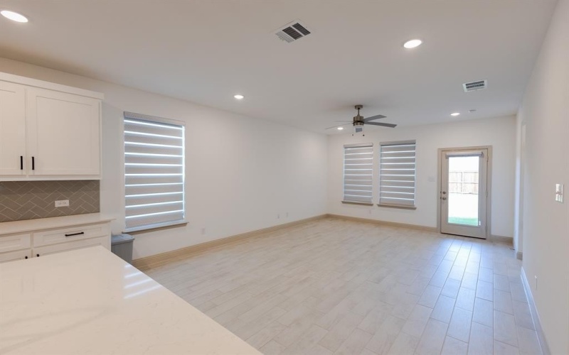 3009 Isla Terrace, Princeton, TX 75407, 4 Bedrooms Bedrooms, ,2 BathroomsBathrooms,Residential,For Sale,3009 Isla Terrace,20993482
