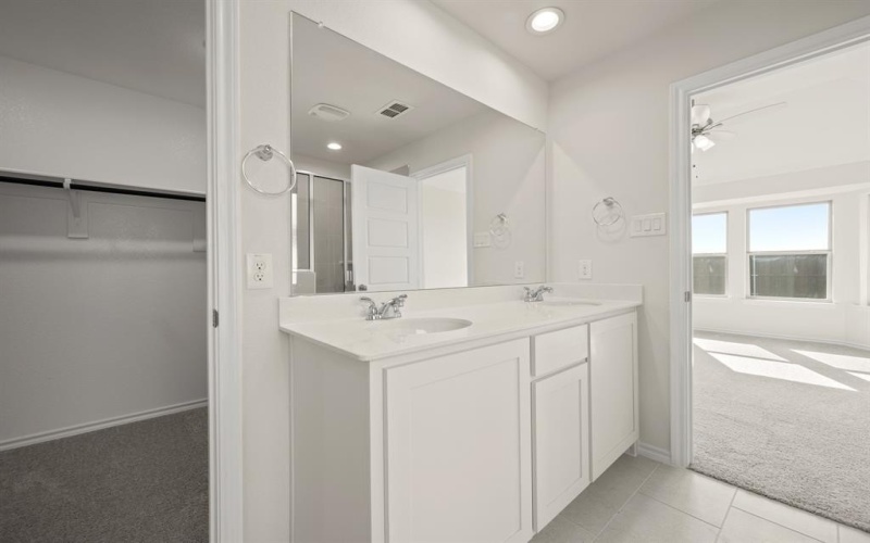 721 Scarlet Sage Drive, Waxahachie, TX 75165, 3 Habitaciones Habitaciones , ,2 BañosBaños,Residential,En Venta,721 Scarlet Sage Drive,0,20993511