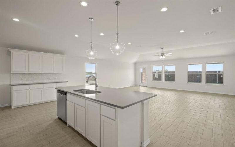 721 Scarlet Sage Drive, Waxahachie, TX 75165, 3 Habitaciones Habitaciones , ,2 BañosBaños,Residential,En Venta,721 Scarlet Sage Drive,0,20993511