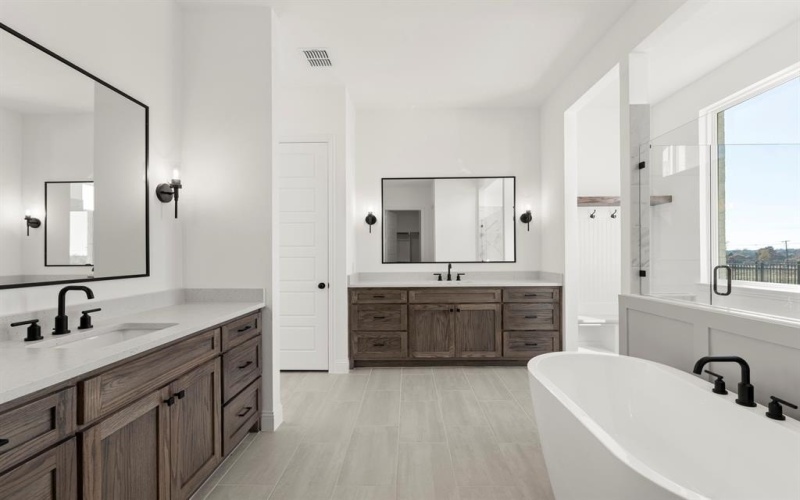 3103 Bexar Street, Rockwall, TX 75032, 4 Habitaciones Habitaciones , ,5 BañosBaños,Residential,En Venta,3103 Bexar Street,0,20993569