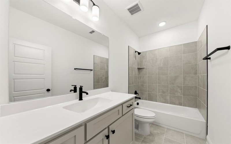 3103 Bexar Street, Rockwall, TX 75032, 4 Habitaciones Habitaciones , ,5 BañosBaños,Residential,En Venta,3103 Bexar Street,0,20993569