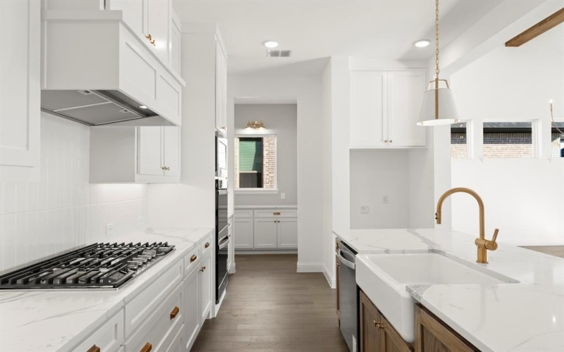 3103 Bexar Street, Rockwall, TX 75032, 4 Habitaciones Habitaciones , ,5 BañosBaños,Residential,En Venta,3103 Bexar Street,0,20993569