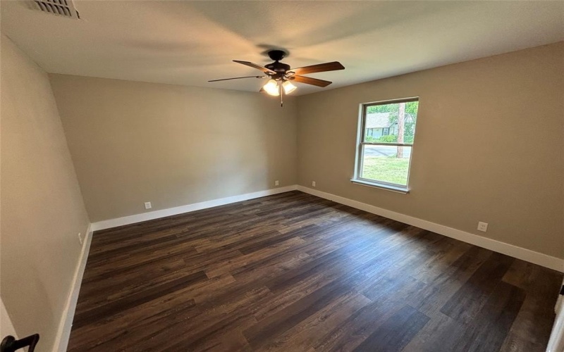 803 Hulme Street, Bowie, TX 76230, 2 Bedrooms Bedrooms, ,2 BathroomsBathrooms,Residential,For Sale,803 Hulme Street,20993612