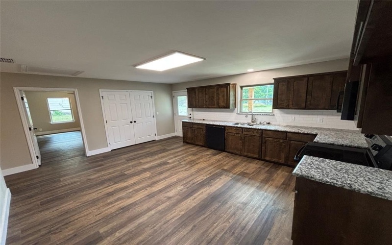 803 Hulme Street, Bowie, TX 76230, 2 Bedrooms Bedrooms, ,2 BathroomsBathrooms,Residential,For Sale,803 Hulme Street,20993612