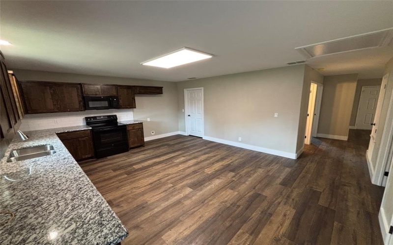 803 Hulme Street, Bowie, TX 76230, 2 Bedrooms Bedrooms, ,2 BathroomsBathrooms,Residential,For Sale,803 Hulme Street,20993612