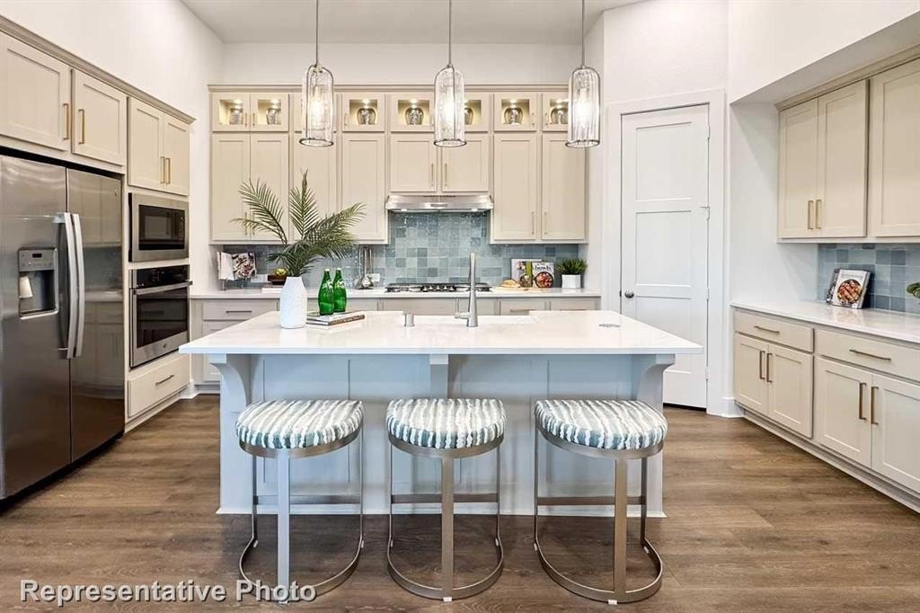 3733 American Paint Drive, Aubrey, TX 76227, 4 Bedrooms Bedrooms, ,3 BathroomsBathrooms,Residential,For Sale,3733 American Paint Drive,20993619