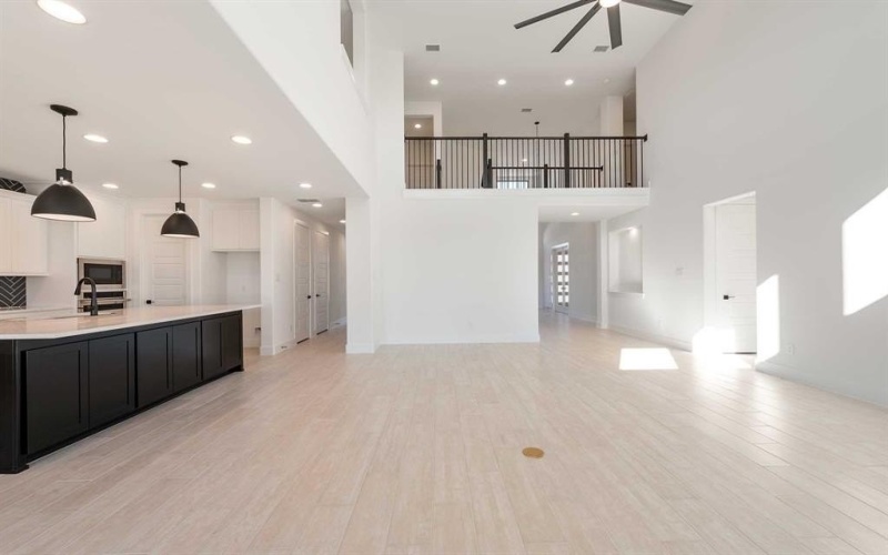 10449 Gray Hills Drive, Fort Worth, TX 76126, 5 Habitaciones Habitaciones , ,5 BañosBaños,Residential,En Venta,10449 Gray Hills Drive,0,20993628