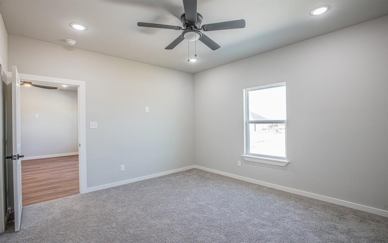 124 Brookview Drive, Bridgeport, TX 76426, 4 Bedrooms Bedrooms, ,2 BathroomsBathrooms,Residential,For Sale,124 Brookview Drive,20985664