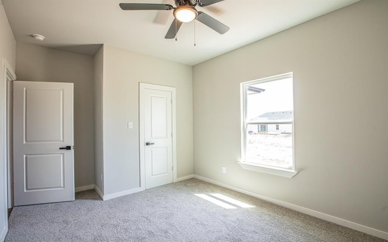 124 Brookview Drive, Bridgeport, TX 76426, 4 Bedrooms Bedrooms, ,2 BathroomsBathrooms,Residential,For Sale,124 Brookview Drive,20985664