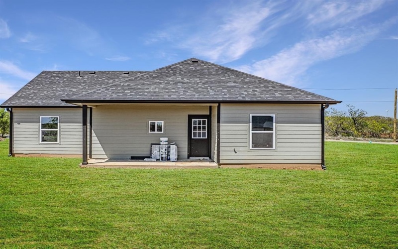 124 Brookview Drive, Bridgeport, TX 76426, 4 Bedrooms Bedrooms, ,2 BathroomsBathrooms,Residential,For Sale,124 Brookview Drive,20985664