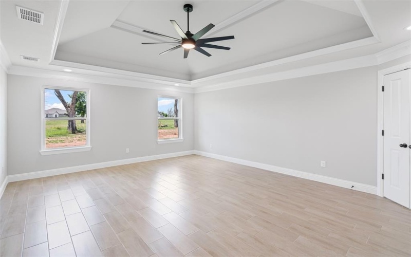 2172 Middlewood Circle, Granbury, TX 76049, 5 Bedrooms Bedrooms, ,2 BathroomsBathrooms,Residential,For Sale,2172 Middlewood Circle,20987084