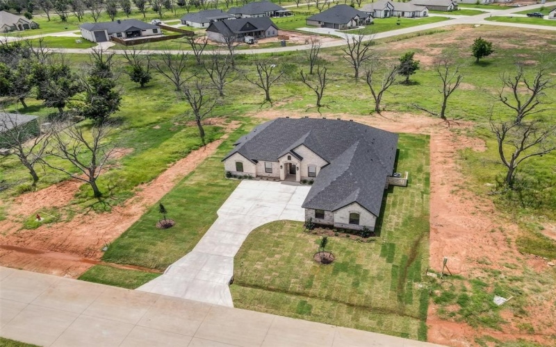 2172 Middlewood Circle, Granbury, TX 76049, 5 Bedrooms Bedrooms, ,2 BathroomsBathrooms,Residential,For Sale,2172 Middlewood Circle,20987084