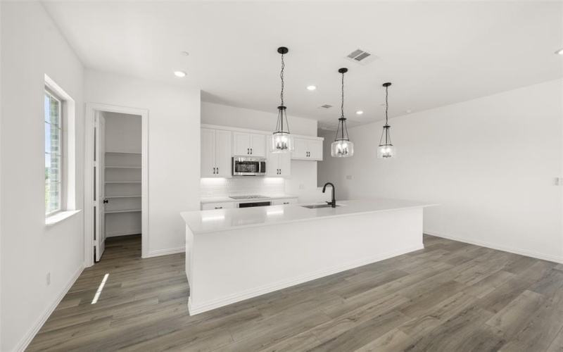 632 Big Bend, Mansfield, TX 76063, 3 Bedrooms Bedrooms, ,2 BathroomsBathrooms,Residential,For Sale,632 Big Bend,20987328