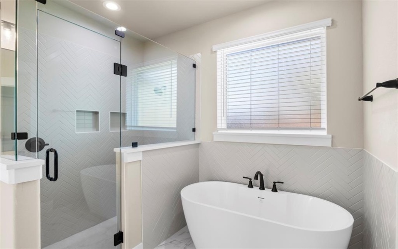 607 Escovedo Drive, Italy, TX 76651, 4 Habitaciones Habitaciones , ,2 BañosBaños,Residential,En Venta,607 Escovedo Drive,0,20988177