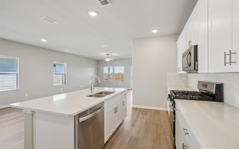 843 Wisteria Lane, Lavon, TX 75166, 4 Bedrooms Bedrooms, ,2 BathroomsBathrooms,Residential,For Sale,843 Wisteria Lane,0,20990806